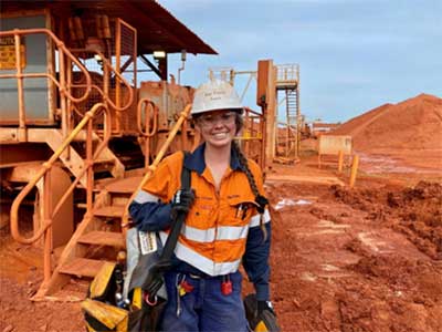 Savanne Canobie at work on mine site